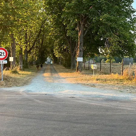 Logis Des Marronniers Сasa de vacaciones